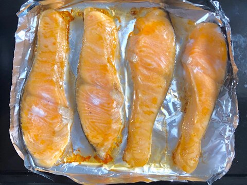 お弁当にも食卓にも最適!鮭の焼き方と保存方法!